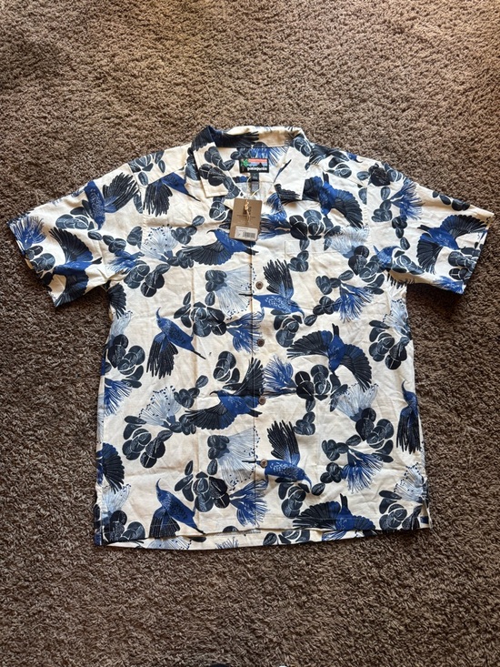 Patagonia Other - Patagonia Men’s White Short-Sleeve Button-Up with Blue & Black Bird Print